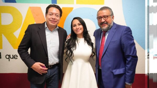 Mario Delgado asistió a la toma de posesión de Michelle Núñez Ponce como presidenta municipal de Valle de Bravo