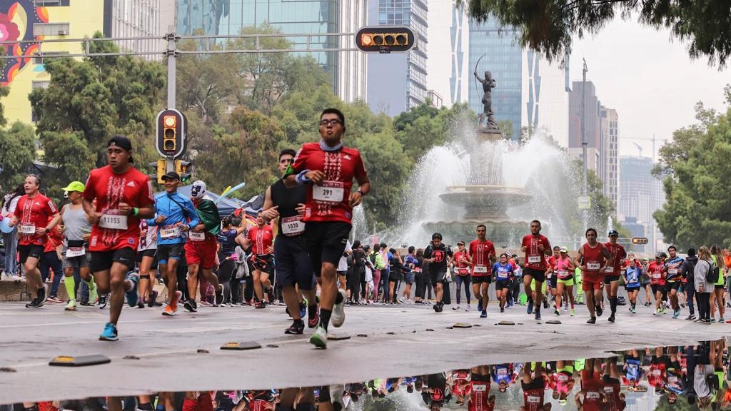 Lo que se sabe de la contaminación de bebidas en el Maratón de la CDMX