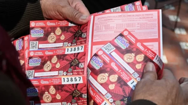 Hombre gana la lotería y denuncia que no le han entregado su premio