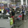 Es legal que sams club cobre comisión por pagar con tarjeta