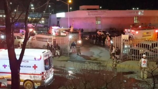 Incendio en centro de detención de inmigrantes en Chihuahua deja al menos 39 muertos