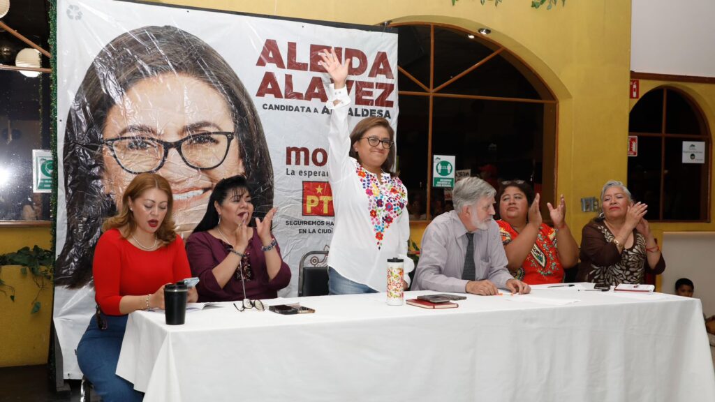 Aleida Alavez firma acuerdo para el cuidado de mercados populares en ...